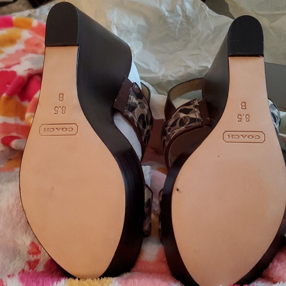 Coach Jezebel Wedge Sandal in women's 8.5M - Picture 4 of 5